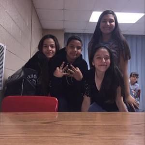 Meet your Posher, Evelyn